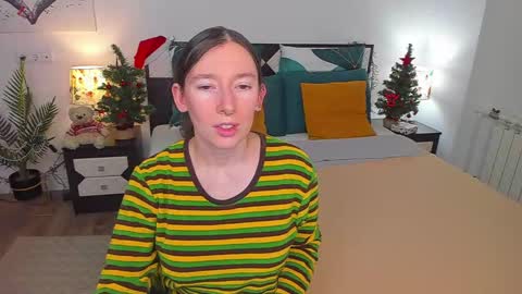 Snapshot of catherinewalls chatting on January 15, 2025, 3:00 am Catrin online show from January 15, 2025, 3:00 am