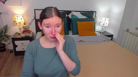 Snapshot of catherinewalls chatting on February 6, 2025, 1:49 am Catrin online show from February 6, 2025, 1:49 am