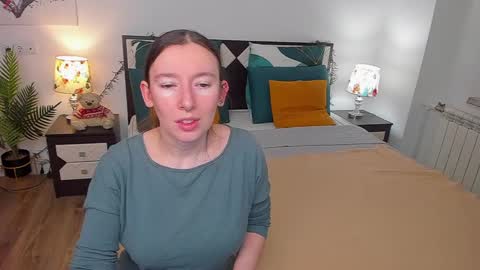 Snapshot of catherinewalls chatting on February 20, 2025, 2:51 am Catrin online show from February 20, 2025, 2:51 am