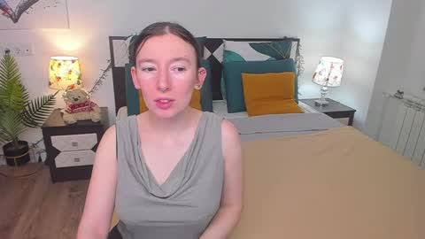 Snapshot of catherinewalls chatting on March 3, 2025, 2:47 am Catrin online show from March 3, 2025, 2:47 am