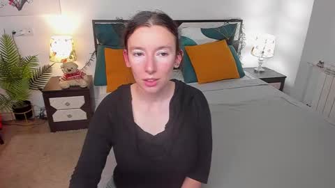 Snapshot of catherinewalls chatting on September 16, 2025, 3:18 am Catrin online show from September 16, 2025, 3:18 am