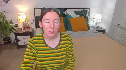 Snapshot of catherinewalls chatting on September 19, 2025, 7:21 am Catrin online show from September 19, 2025, 7:21 am