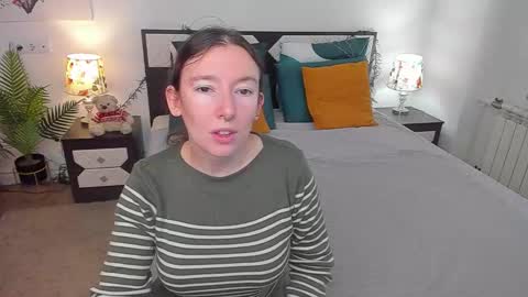 Snapshot of catherinewalls chatting on October 3, 2025, 8:00 am Catrin online show from October 3, 2025, 8:00 am