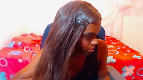 cathi_nahomi online show from October 18, 2025, 9:26 pm