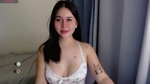 Snapshot of cathleya_ chatting on January 1, 2025, 8:37 pm Cathy online show from January 1, 2025, 8:37 pm
