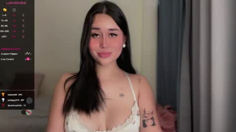 Snapshot of cathleya_ chatting on February 24, 2025, 5:11 am Cathy online show from February 24, 2025, 5:11 am