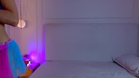 CATH  online show from October 17, 2025, 7:49 pm