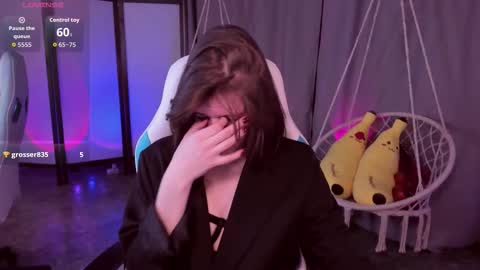 cathybarnes online show from November 13, 2025, 4:33 am