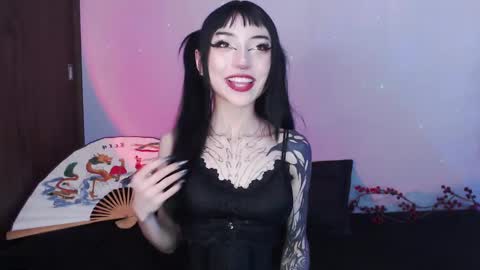 Snapshot of cati_petite chatting on January 13, 2025, 1:28 pm Cati help me reach my goal of 100 thumbs up again 3 online show from January 13, 2025, 1:28 pm