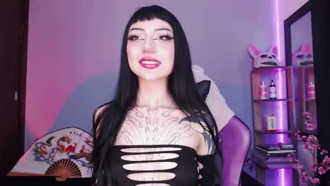 Snapshot of cati_petite chatting on February 19, 2025, 4:12 am Cati help me reach my goal of 100 thumbs up again 3 online show from February 19, 2025, 4:12 am
