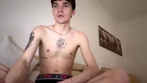 Snapshot of caties_cutes2 chatting on September 13, 2025, 2:28 pm Tobi Den online show from September 13, 2025, 2:28 pm