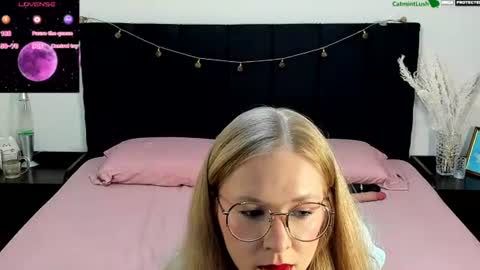 Snapshot of catmintlush chatting on July 5, 2026, 11:34 pm CatmintLush online show from July 5, 2026, 11:34 pm