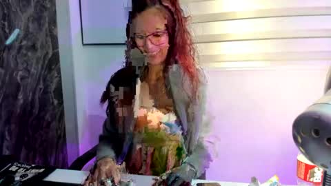 Snapshot of catt_evans1 chatting on December 3, 2024, 11:02 pm CATT EVANS online show from December 3, 2024, 11:02 pm