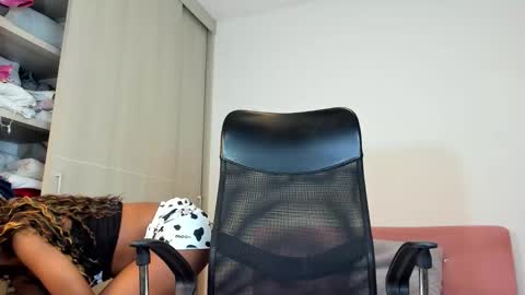 catta cat18 online show from October 20, 2025, 9:48 pm