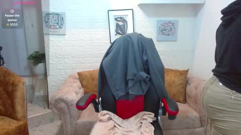 Snapshot of cattalheya chatting on October 13, 2025, 12:27 pm Catta online show from October 13, 2025, 12:27 pm