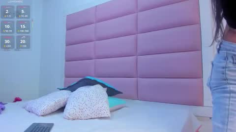 cattalina_25 online show from January 19, 2026, 12:42 pm