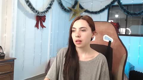 Snapshot of cattleya069 chatting on January 4, 2025, 5:47 pm Cattleya you can tell me Leya too. online show from January 4, 2025, 5:47 pm