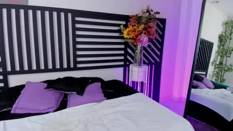 Cattleya online show from October 21, 2025, 9:37 pm