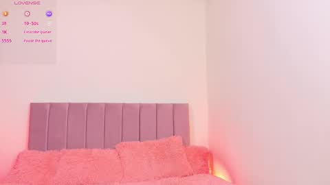 Snapshot of catty_20 chatting on November 7, 2025, 2:17 pm Valentina online show from November 7, 2025, 2:17 pm