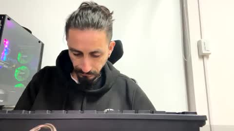 cayu_frensh94 online show from December 21, 2024, 11:02 pm