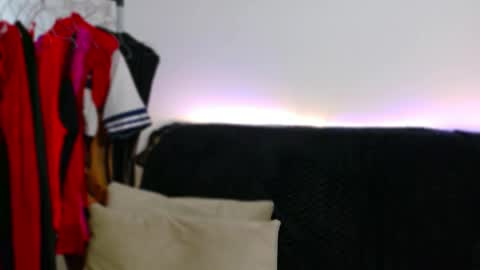 Ivanna online show from April 11, 2026, 9:13 am