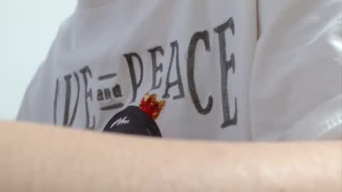 ANNYANNY online show from March 26, 2026, 4:23 pm