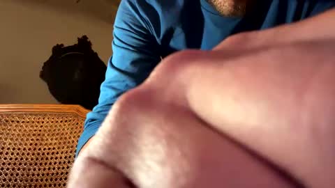 cclovefrench online show from November 14, 2025, 4:28 pm