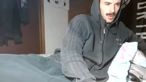 Snapshot of ccumshooter69 chatting on February 18, 2025, 1:32 am ccumshooter69 online show from February 18, 2025, 1:32 am