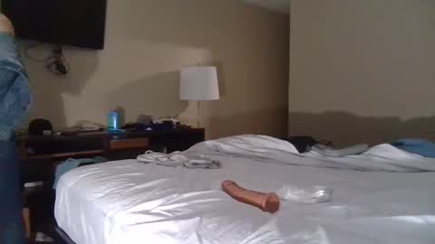 C.d slut4u online show from January 24, 2025, 4:16 am