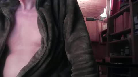 Snapshot of cd_99 chatting on October 30, 2025, 7:47 pm cd_99 online show from October 30, 2025, 7:47 pm