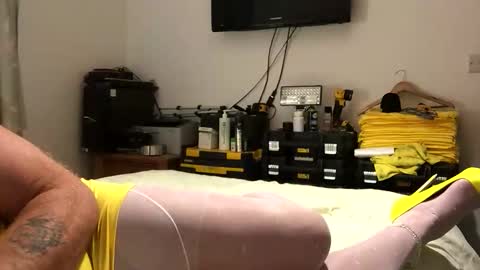 Claire online show from February 3, 2026, 9:36 am