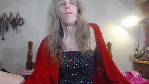 Jackie online show from October 16, 2025, 10:27 am