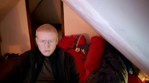 Snapshot of cebas chatting on February 3, 2025, 8:02 am cebas online show from February 3, 2025, 8:02 am