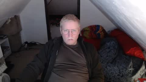 Snapshot of cebas chatting on February 20, 2025, 9:00 am cebas online show from February 20, 2025, 9:00 am