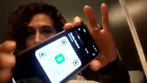 cece_vibez online show from September 28, 2025, 4:40 am