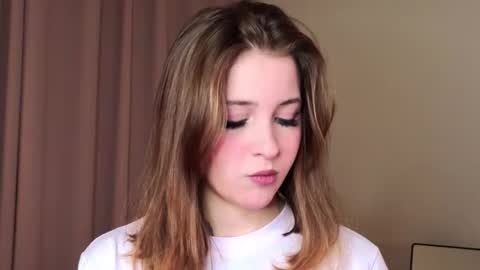 Lina  online show from February 27, 2026, 7:14 pm