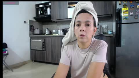 ceci online show from April 10, 2026, 9:52 pm