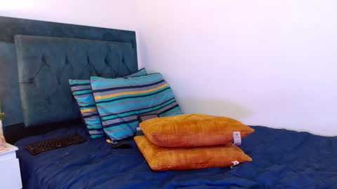 Snapshot of cedrixx10 chatting on October 16, 2025, 12:11 am Cedrixx10 online show from October 16, 2025, 12:11 am