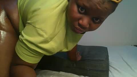 ceepretty25 online show from March 1, 2026, 1:29 am