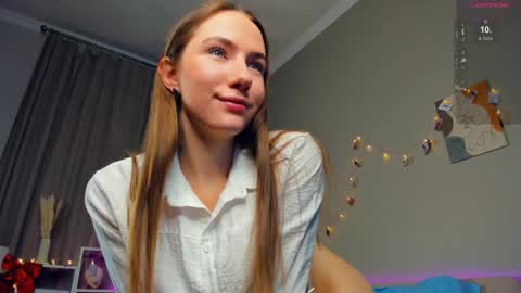 Snapshot of cel1ne_secret chatting on February 14, 2025, 1:34 am Josie Manesi online show from February 14, 2025, 1:34 am