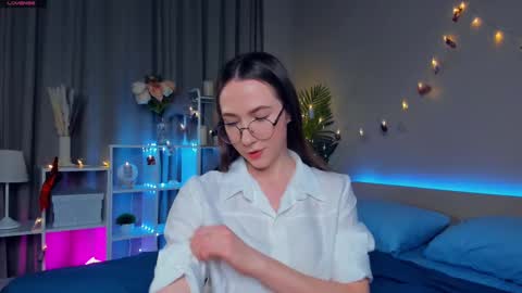 Snapshot of cel1ne_secret chatting on March 6, 2025, 7:32 pm Josie Manesi online show from March 6, 2025, 7:32 pm