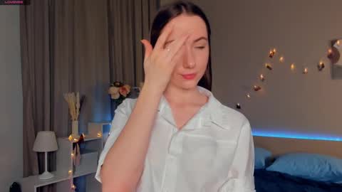 Snapshot of cel1ne_secret chatting on March 7, 2025, 2:04 am Josie Manesi online show from March 7, 2025, 2:04 am