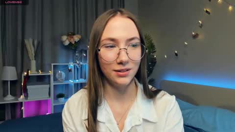 Snapshot of cel1ne_secret chatting on March 9, 2025, 8:31 pm Josie Manesi online show from March 9, 2025, 8:31 pm