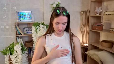 Snapshot of cel1ne_secret chatting on September 18, 2025, 6:15 am Josie Manesi online show from September 18, 2025, 6:15 am