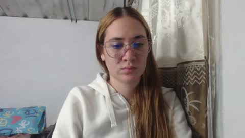 celeste online show from December 4, 2025, 2:43 am