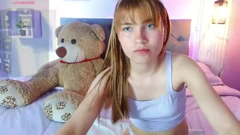 Snapshot of celeste_london chatting on May 16, 2026, 6:28 pm C E L E S T E online show from May 16, 2026, 6:28 pm