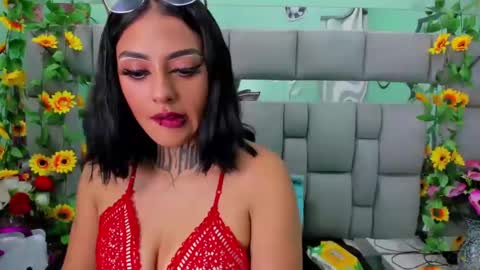 Snapshot of celeste_owen18 chatting on December 5, 2024, 3:48 am celeste owen18 online show from December 5, 2024, 3:48 am