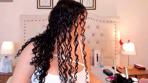 CELESTE MIRANDA online show from December 2, 2025, 12:21 pm