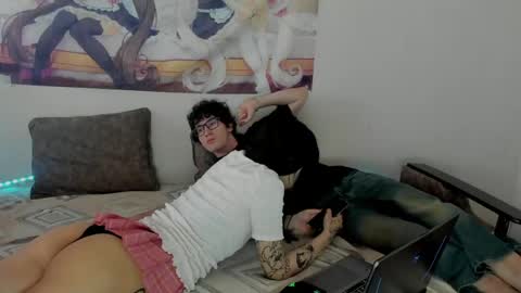 Lerchik online show from May 28, 2026, 1:19 pm