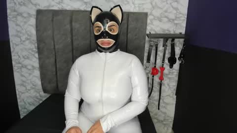       online show from January 11, 2025, 12:07 pm